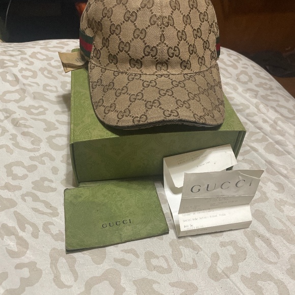 Hat - Picture 1 of 2